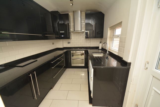 253, Sandy Lane, Littlemoss photo 4