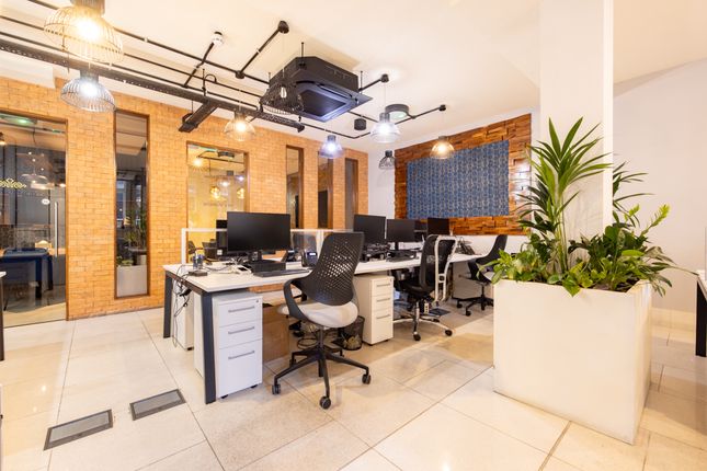 Office to let in Northumberland Avenue, London