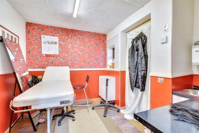 106, Hucknall Road, Nottingham photo 3