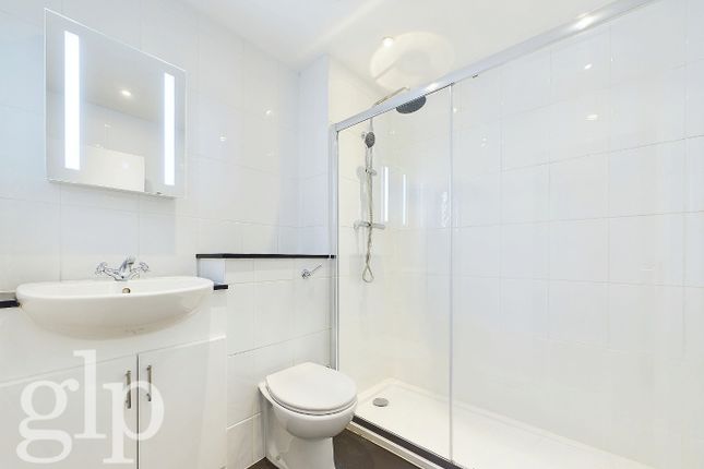 Flat to rent in 71 Gray's Inn Road, London, Greater London