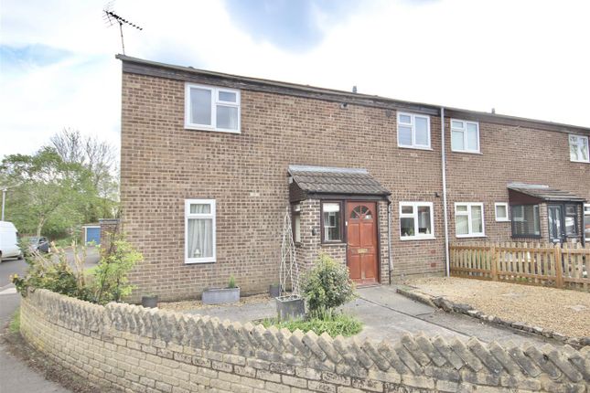 End terrace house for sale in Southmead, Chippenham