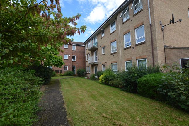 Thumbnail Flat to rent in Baxter Court, Norwich