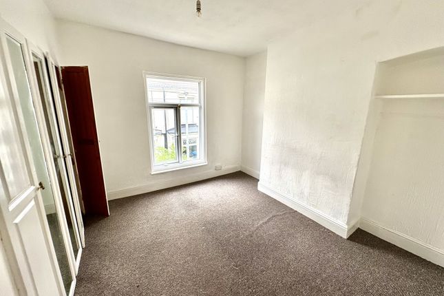 Eastern Villas, Holland Street, Hull photo 4