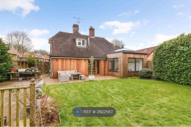 Trundle Cottage, The Drive, Chichester photo 4