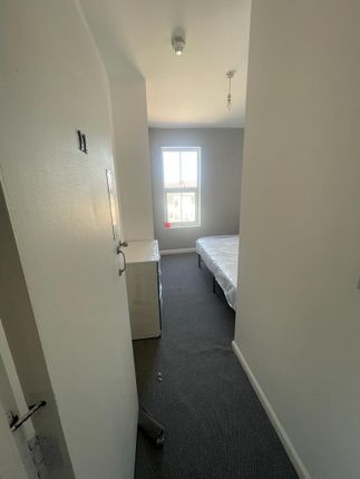 Room to rent in Canwick Road, Lincoln