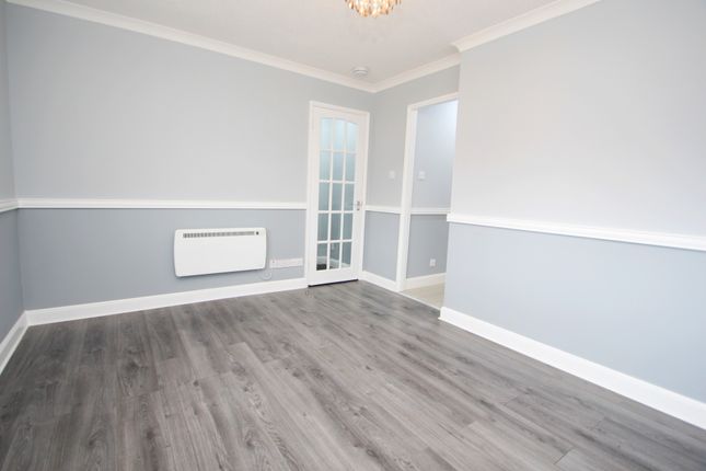 80, Glasgow photo 3