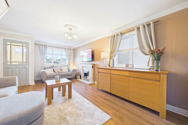 95, Moss Road, Wishaw photo 4