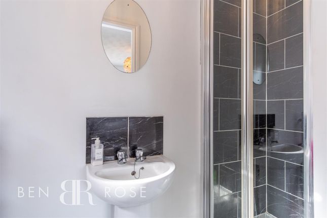 Master Ensuite