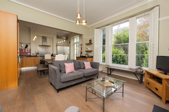 Upper Maisonette, 34 St. Matthews Road, Bristol photo 4