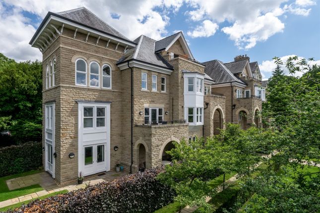 Thumbnail Flat for sale in Kingburys House, St. Hilarys Park, Alderley Edge