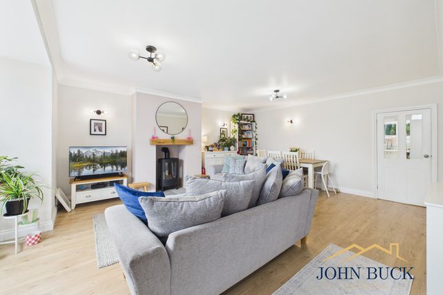 Ivydene, Penshaw Lane, Houghton Le Spring photo 2