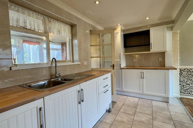 48, Raglan Way, Chepstow photo 4