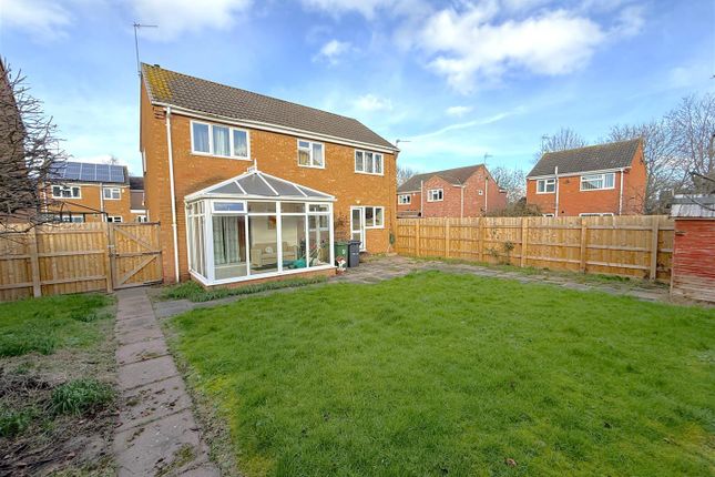 32, Naseby Drive, Loughborough photo 2