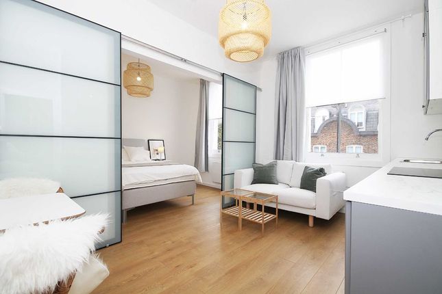 Thumbnail Flat to rent in Moore Park Road, London