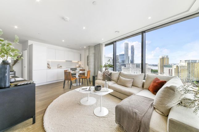Thumbnail Flat for sale in Vetro, 26.01 Canary Wharf, London