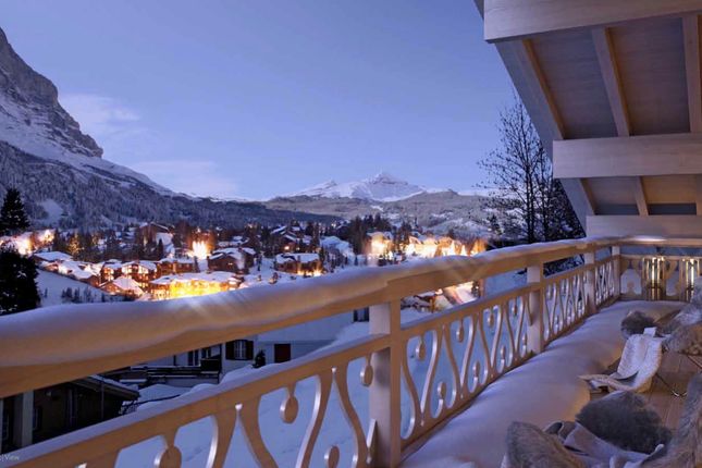 Town house for sale in Centre Of Grindelwald, Bern, Switzerland