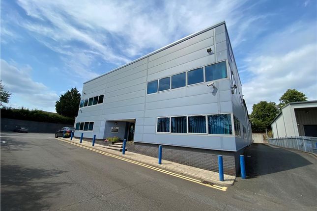 Thumbnail Office to let in First Floor, Rhodes Way, Watford, Hertfordshire
