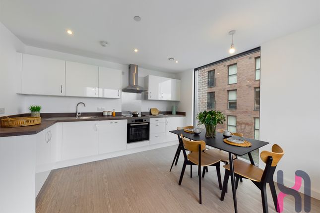 Flat for sale in Liverpool Street, Salford