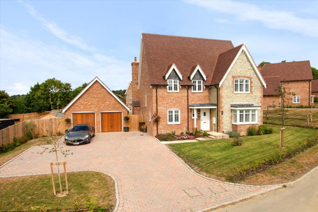Thumbnail Detached house for sale in Vicarage Fields, Linton, Maidstone