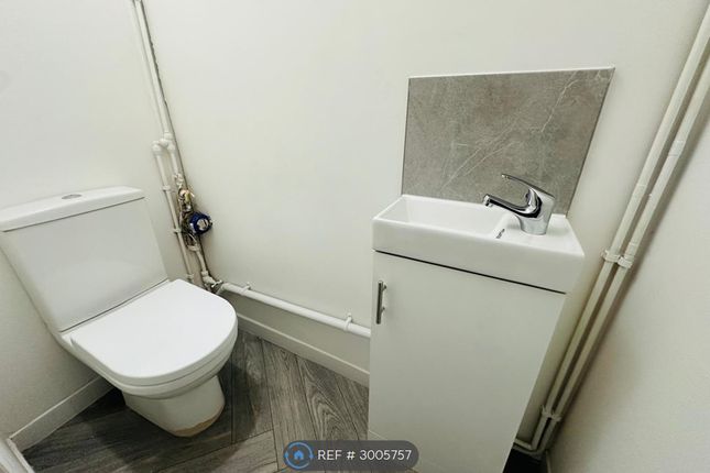 Norbreck Drive, Ashton-On-Ribble, Preston photo 4
