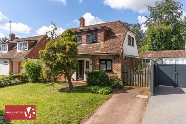 Thumbnail Detached house to rent in College Road, Hoddesdon