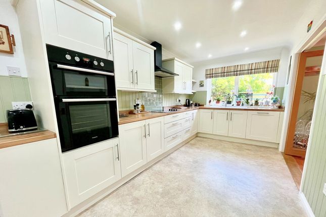 2, Somervell Close, Gosport photo 3