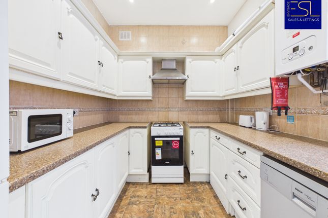 15, Widdrington Road, Coventry photo 4