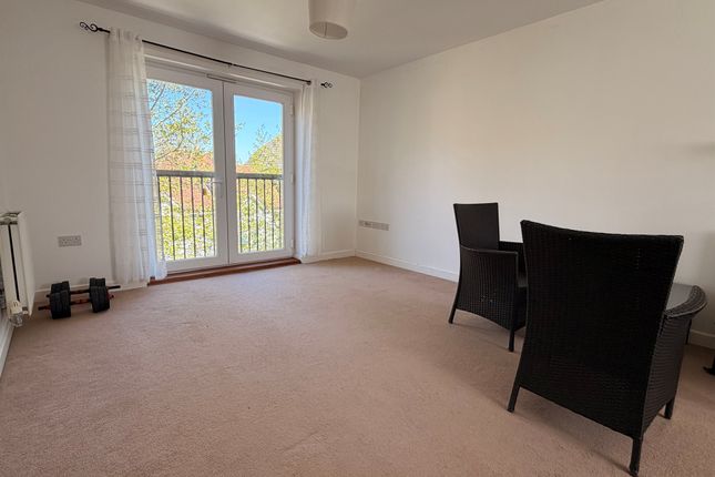 45, Sir Henry Brackenbury Road, Ashford photo 2