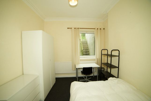 Shared accommodation to rent in Osborne Terrace, Brynmill, Swansea