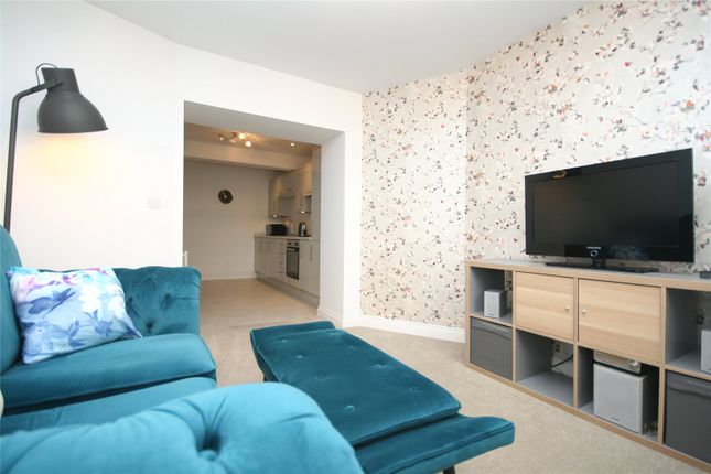4, The Axiom Apartments, Cheltenham photo 3