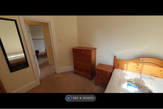 A Woodgrange Avenue, London photo 5