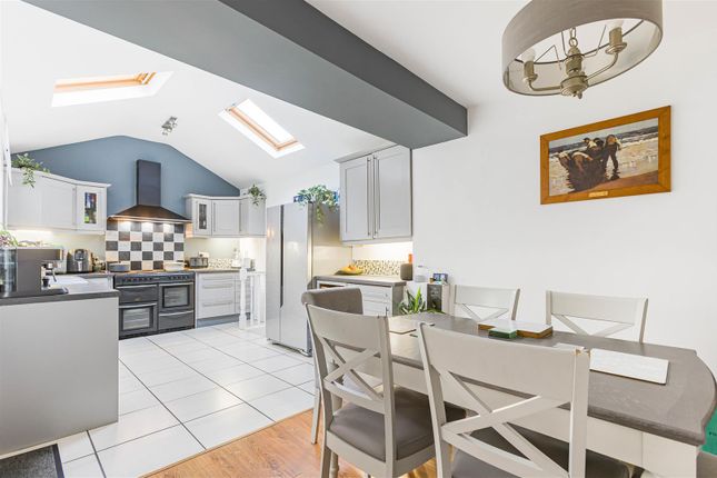 33, Martins Drive, Hertford photo 4