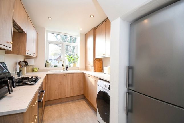 125 Fiddlers Lane, Manchester photo 3