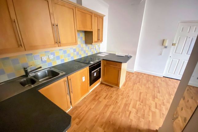 Flat for sale in Maddison Street, Southampton