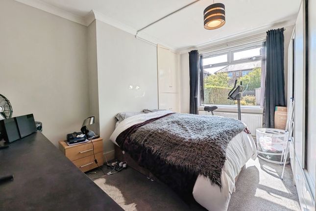 37, Silver Lonnen, Newcastle Upon Tyne photo 3
