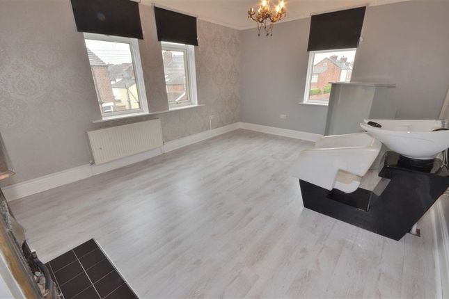 Property to rent in Love Lane, Pontefract