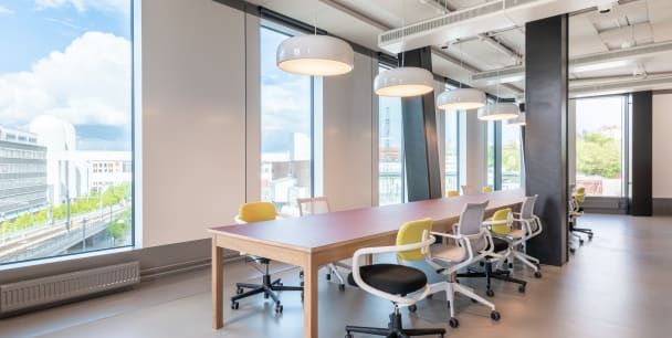 Office to let in Cheltenham