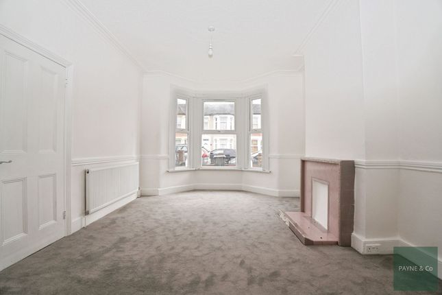 157 Kingston Road, Ilford photo 2