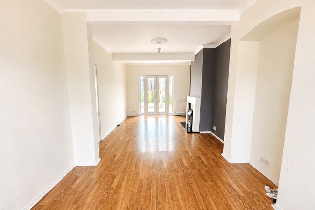 7, Lincombe Road, Bromley photo 2