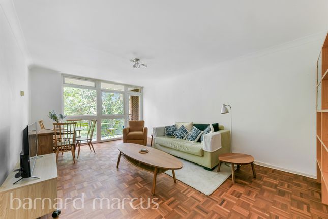 2-bed flat on Flat 6, Clifton Court, 3, Cherrywood Drive, London, £475,000