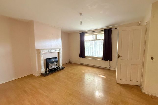 28 Hulme Road, Sale photo 2