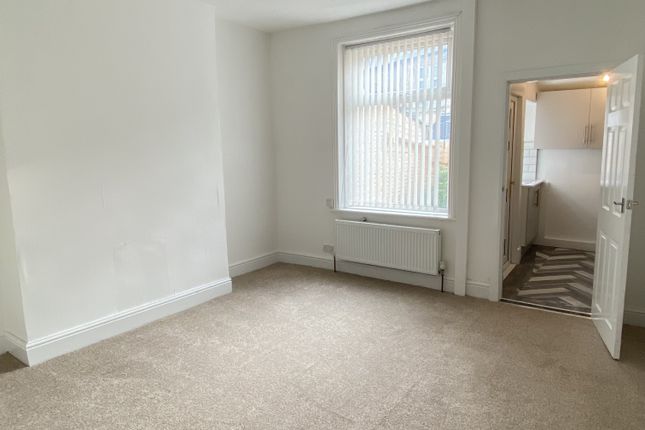 Parker Street, Burnley photo 3