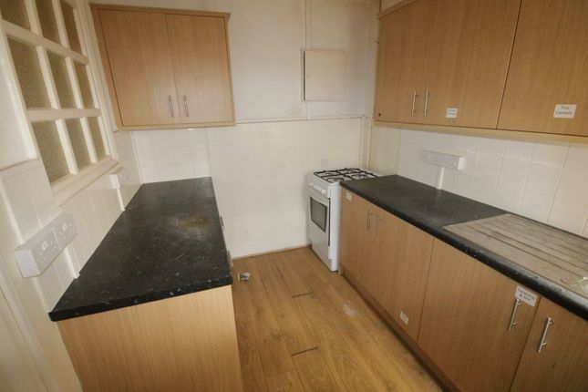 366, Green Street, E13 photo 4
