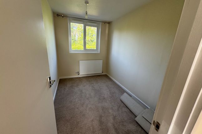 Terraced house to rent in Windsor Close, Onslow Village, Guildford