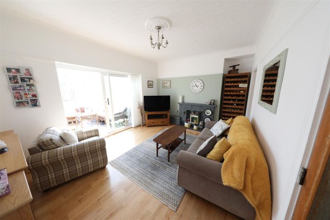 Semi-detached house for sale in The Oval, Garden Village, Hull