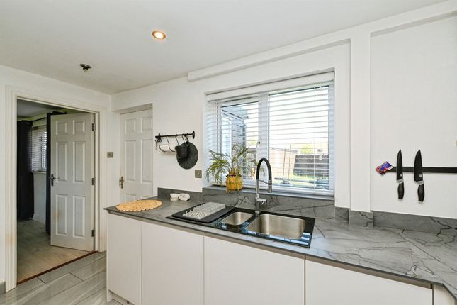 12, Foresters Avenue, Downham Market photo 4