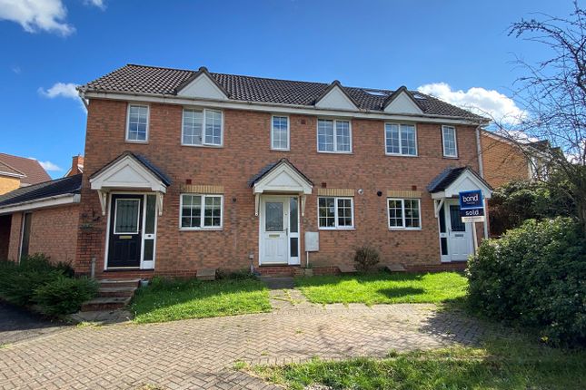 2 bed terraced house for sale in Moulsham Chase, Chelmsford CM2