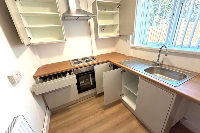 26 Astley Road, Liverpool photo 3