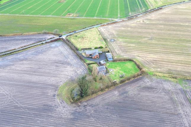 Brookdale Farm house, Scarth Hill Lane, Ormskirk photo 2