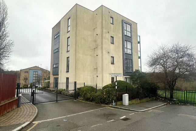 1-bed house on Mandarin Court, Snowberry Close, Barnet, £175,000